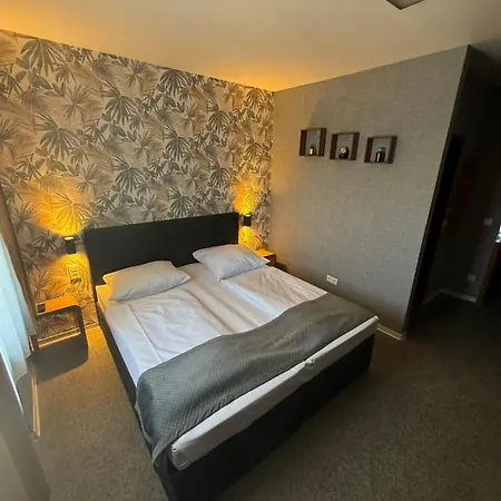 Parkhotel Lindenhof - Kostenlose Parkplaetze Offenbach am Main Exterior photo