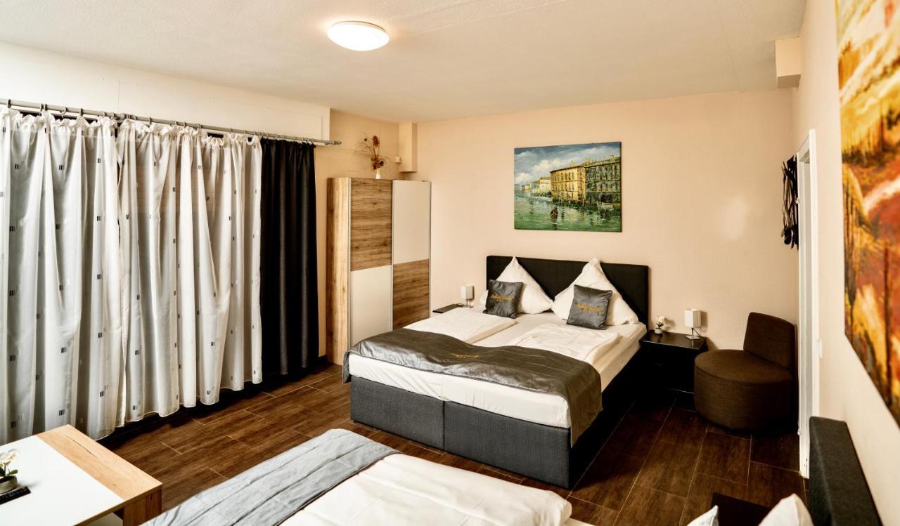 Parkhotel Lindenhof - Kostenlose Parkplaetze Оффенбах