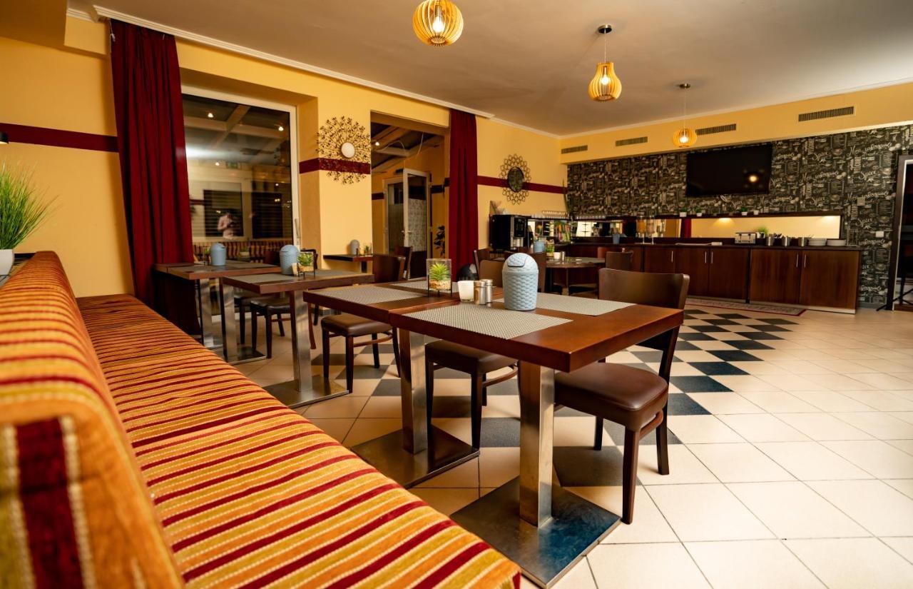 Отель Parkhotel Lindenhof - Kostenlose Parkplaetze Оффенбах