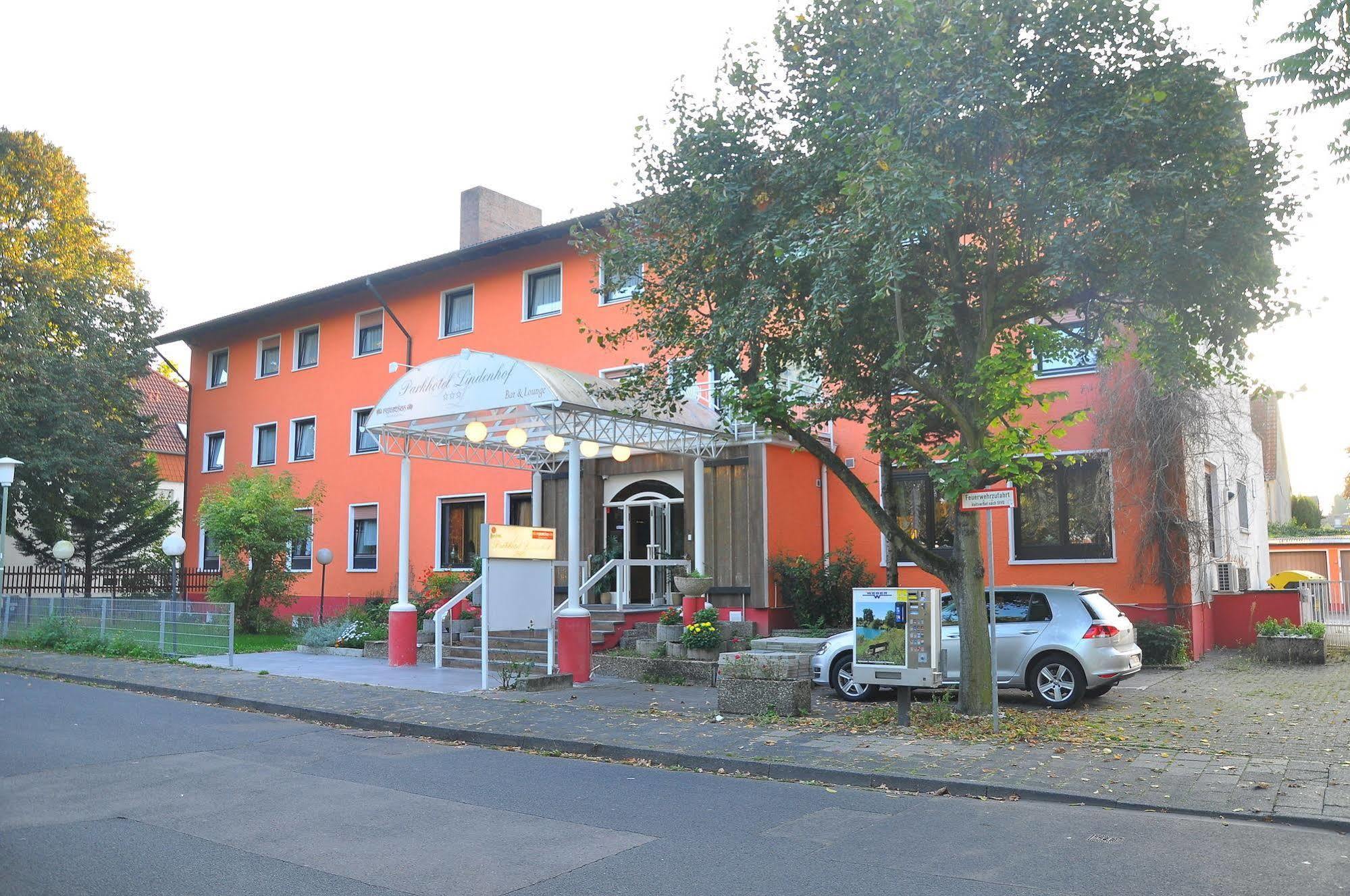 Parkhotel Lindenhof - Kostenlose Parkplaetze Отель 3*